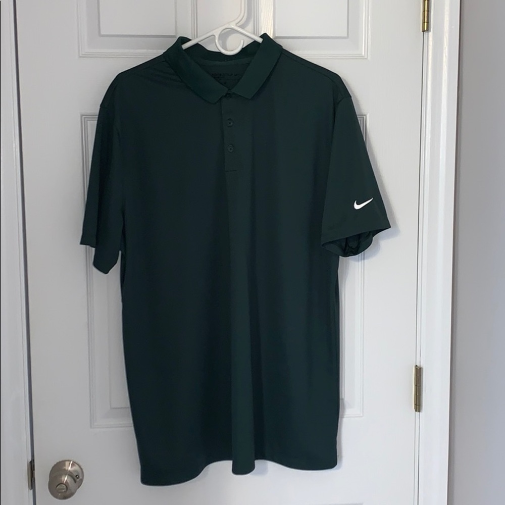 Men’s hunter green Nike Golf shirt